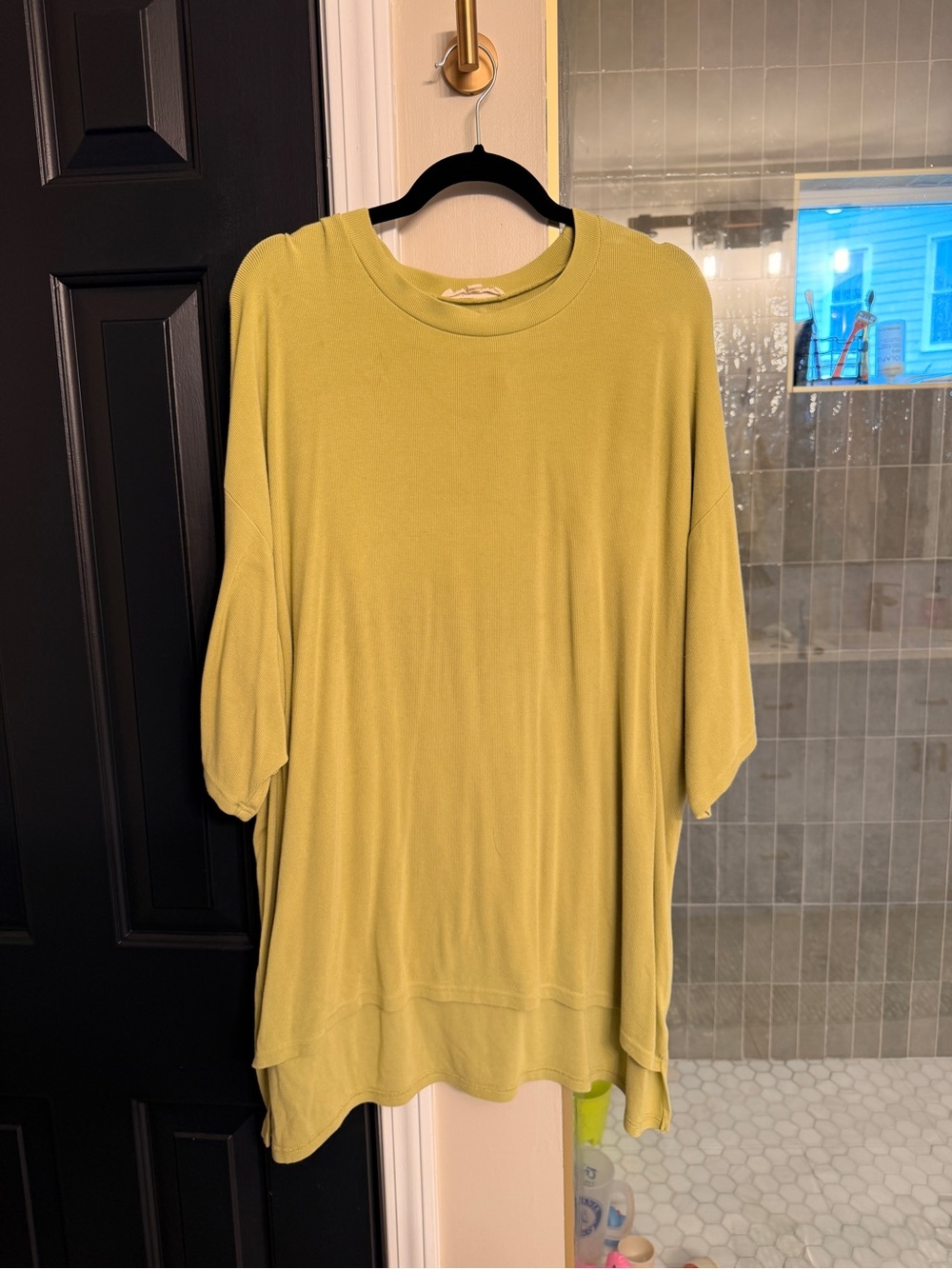 Relaxed Short Sleeve Tunic Top in Light Olive Green